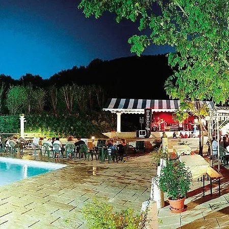 Les Bo-bains Badefols-sur-Dordogne