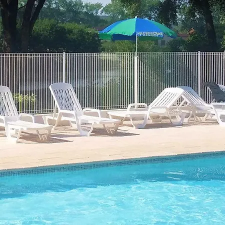 Les Bo-bains 4* Badefols-sur-Dordogne