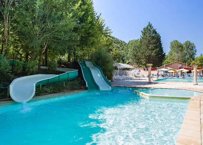 Отель Les Bo-bains Бадфоль-сюр-Дордонь